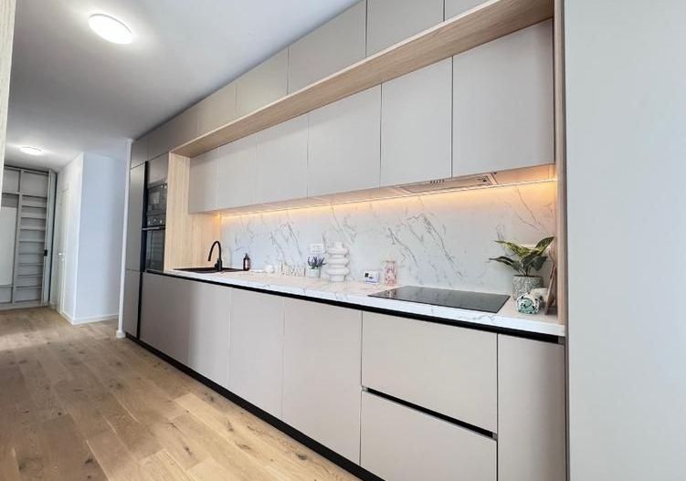 Trio Bridge View - 2 camere + 1 camera birou + parcare - Poză 3