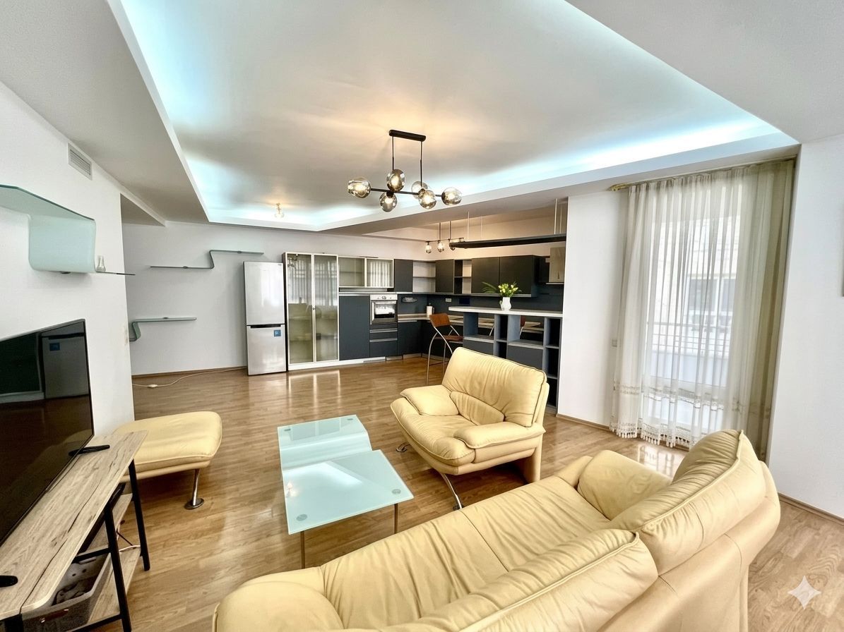 Apartament spațios 3 camere, Herăstrău  120 mp, balcon mare și parcare - Poză 3