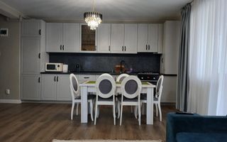 Confort, grădină și locație excelentă – apartament cu 3 camere. - Poză 1