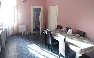 Apartament 5 camere zona Sinaia - cladire istorica - Poză 1