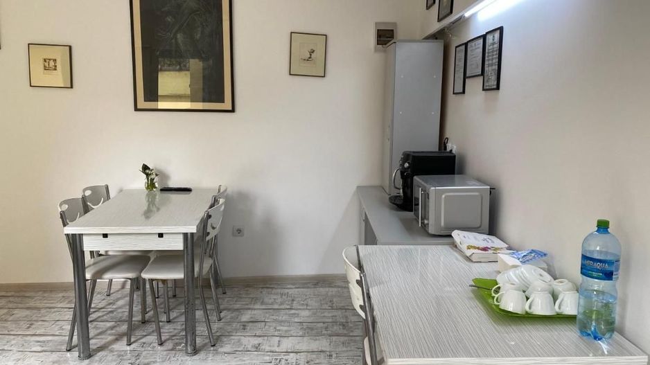 PENSIUNE 10 CAMERE DE ÎNCHIRIAT - BUCUREȘTI - Poză 4