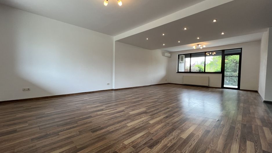 Vila tip Duplex Pipera | 260 mp Utili | Curte Proprie 4 Locuri Parcare - Poză 2