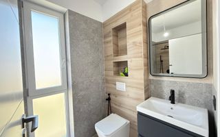 Ap pe 2 niveluri. 3 camere, 2 bai. 2 locuri de parcare. - Poză 3