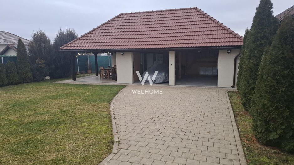 Casa individuala cu pivnita in Sura Mica, zona Salii de sport - Sibiu - Poză 2