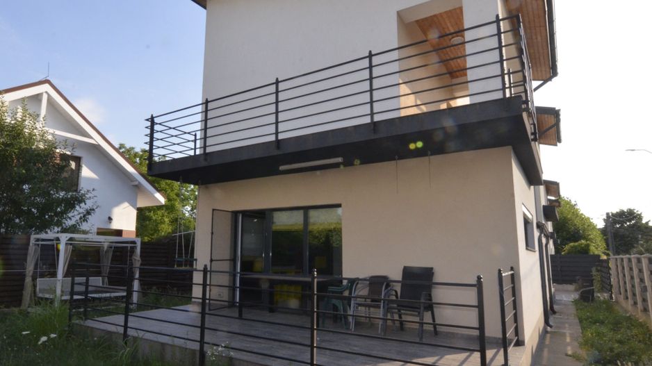 Inchiriem vila spatioasa singur in curte zona Tunari - Poză 8