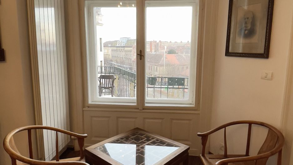 Apartament 5 camere , cladire istorica , renovat complet. - Poză 8