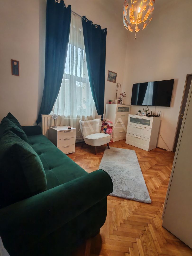 Apartament cu 3 camere zona Centrala - Poză 1
