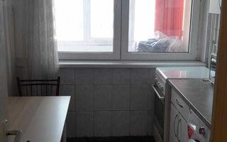 Închiriere Apartament cu 2 camere, etaj 7, balcon mare, langa metrou Obor - Poză 3