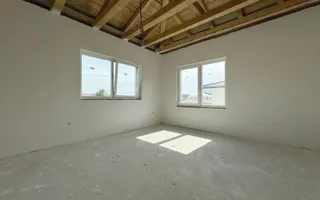 Casa  tip duplex/Zona strazii Urusagului. - Poză 16