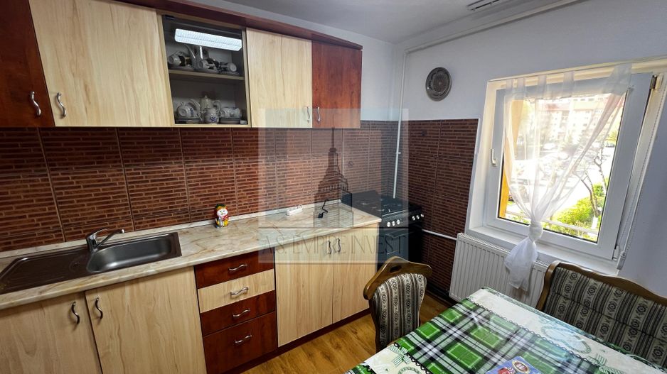 Apartament 3 camere decomandat, 2 bai - zona Racadau - Poză 6