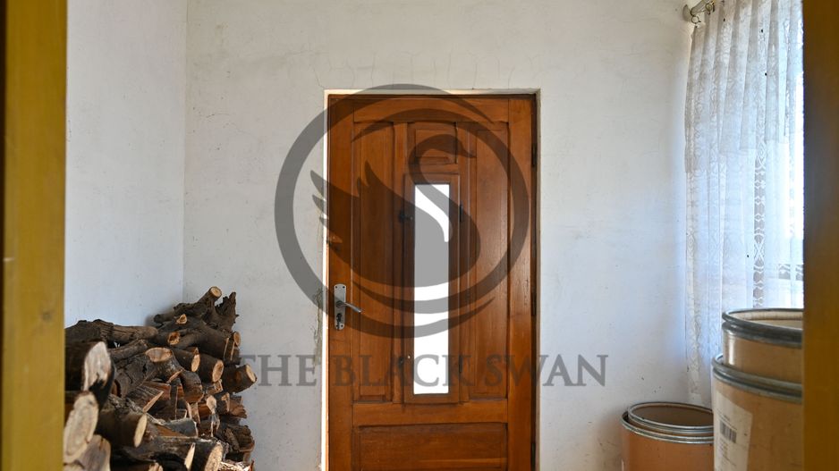 Casa cu 6 camere de vanzare | Zona Ultracentrala, Baicoi | Comision 0% - Poză 20