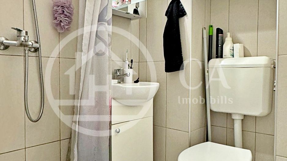 Garsoniera de vânzare în zona Rogerius, Oradea - Poză 5