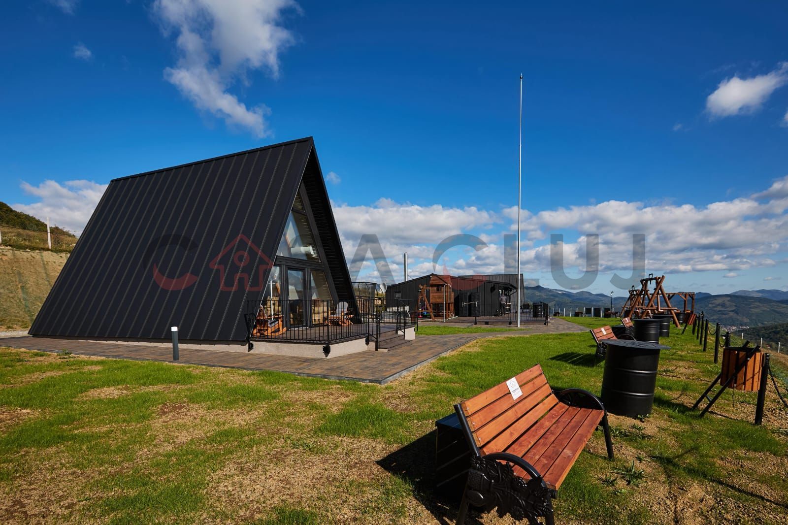 Afacere de vanzare, 2 cabane+sala de evenimente, la cheie, Apuseni! - Poză 28