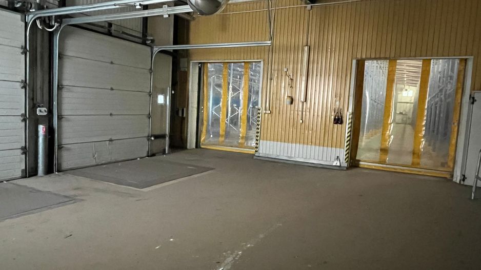 Hala 1750mp. zona industriala centura Sud - Poză 3