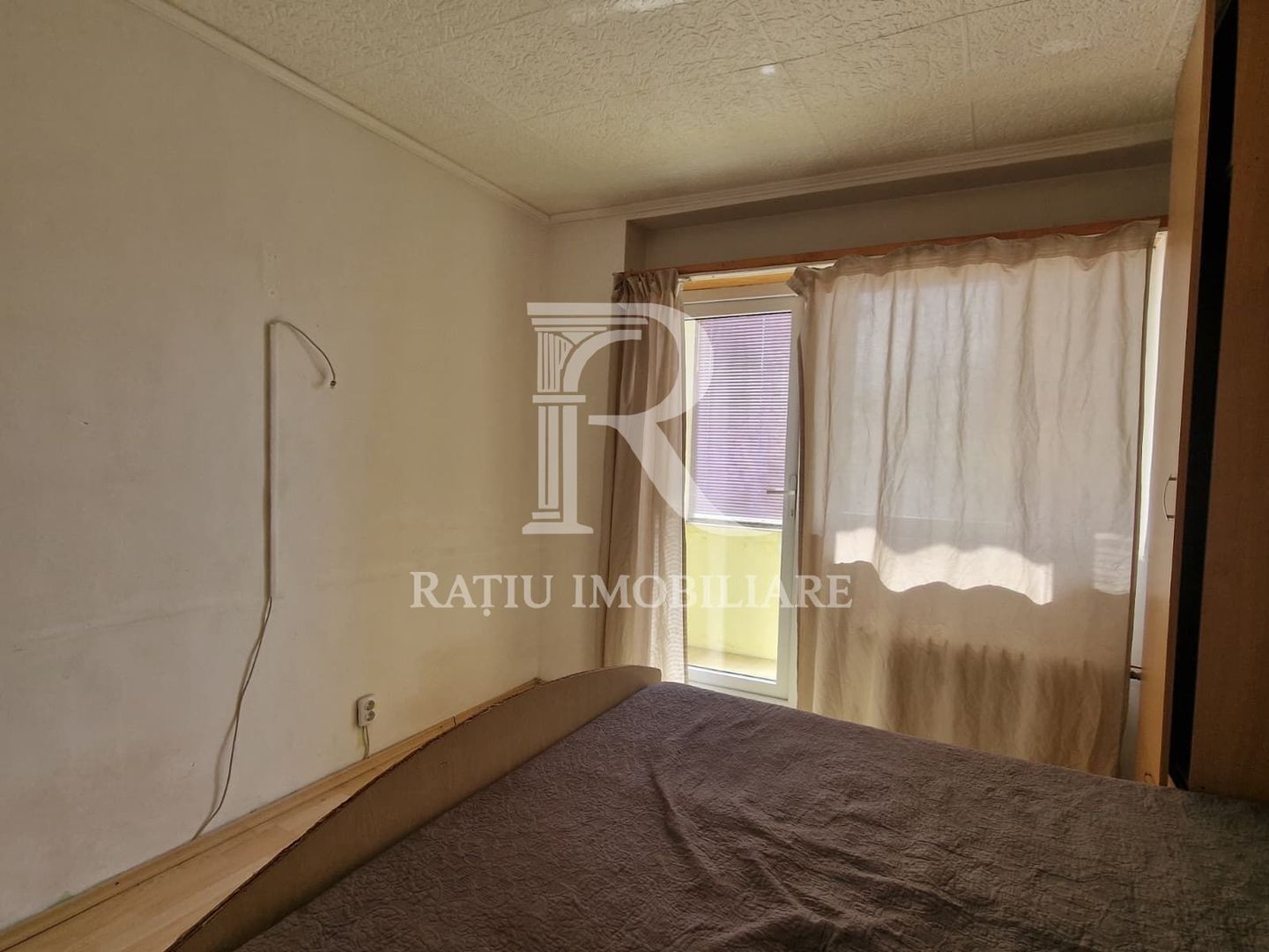 Apartament cu 3 camere de vanzare | Zona Nufarul | Oradea | - Poză 13