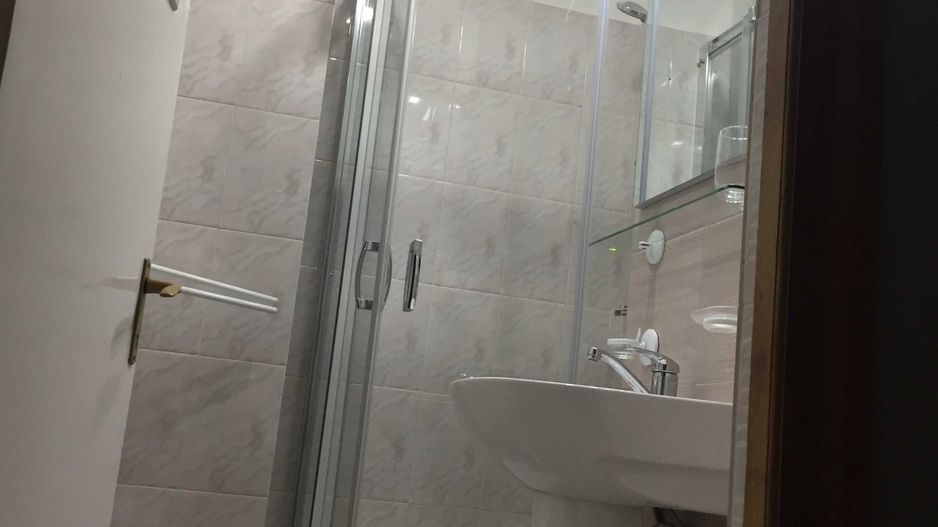Apartament 4 camere in Cetate, de preferat pentru inchiriere pe termen lung - Poză 7