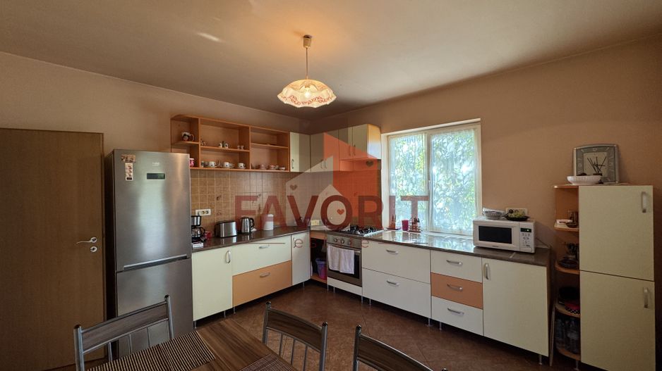 Casa individuala cu garaj . Zona Decathlon - Poză 22