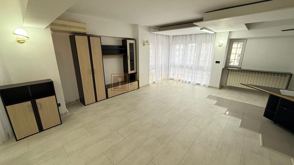 Medicina, 2 camere, 2 bai, centrala proprie, apartament spatios-105 mp - Poză 11