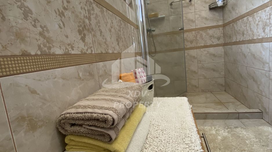 Vila  Frumoasa , Sibiu ,6 camere , 5 Bai , mobilata ,utilata - Poză 30