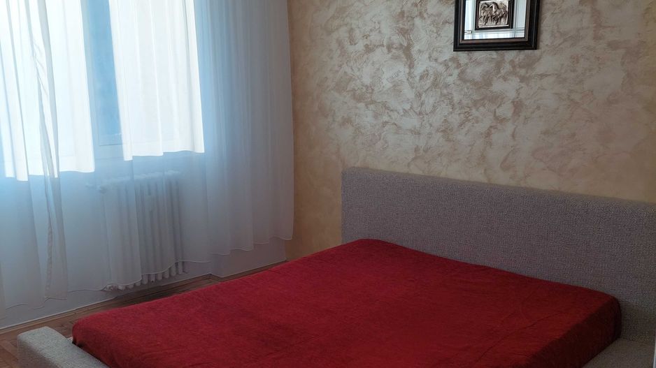 Închiriez apartament 2 camere, Piața Muncii, renovat - Poză 4