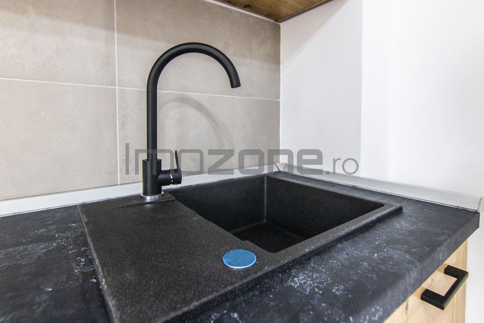 Garsoniera De Inchiriat | langa Metrou | Iuliu Maniu | Mobilata si Utilata - Poză 19