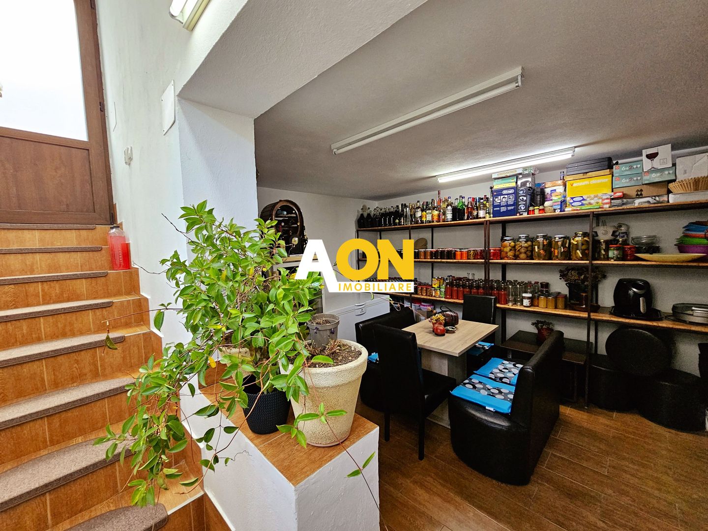 Casa 5 camere, 870 mp teren, mobilata, utilata, zona Cetate - Poză 23