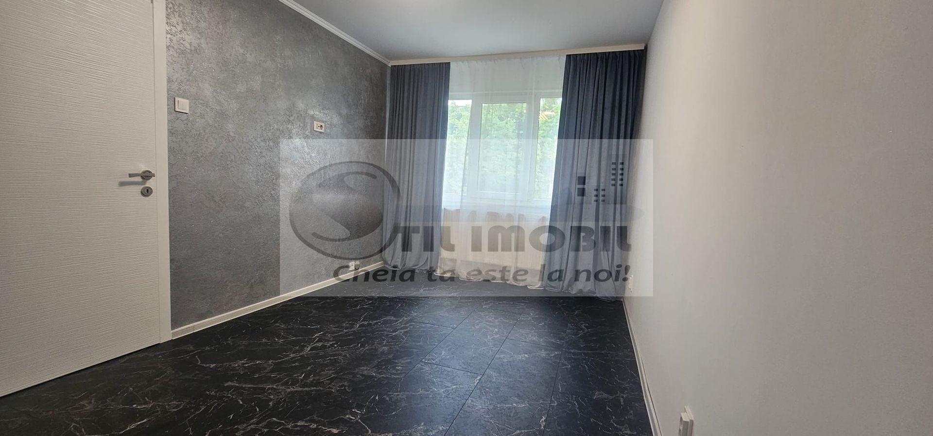 Apartament cu 2 camere - Podu Ros - etaj 2/4 - Fara Risc - Negociabil - Poză 2