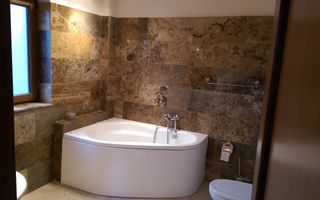 VILA CU 6 DORMITOARE SI PISCINA LA INCHIRIERE IN ZONA BLD PIPERA - Poză 11