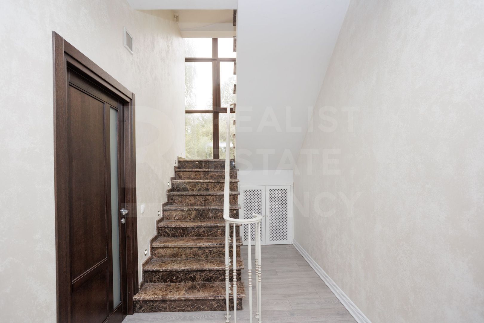 Chirie , casă 180 mp + 6 ari, str. Ghidighici, Buiucani - Poză 20