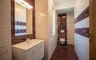 Vilă 5 camere | aproape de mare | alternativă reală la Constanța - Poză 19