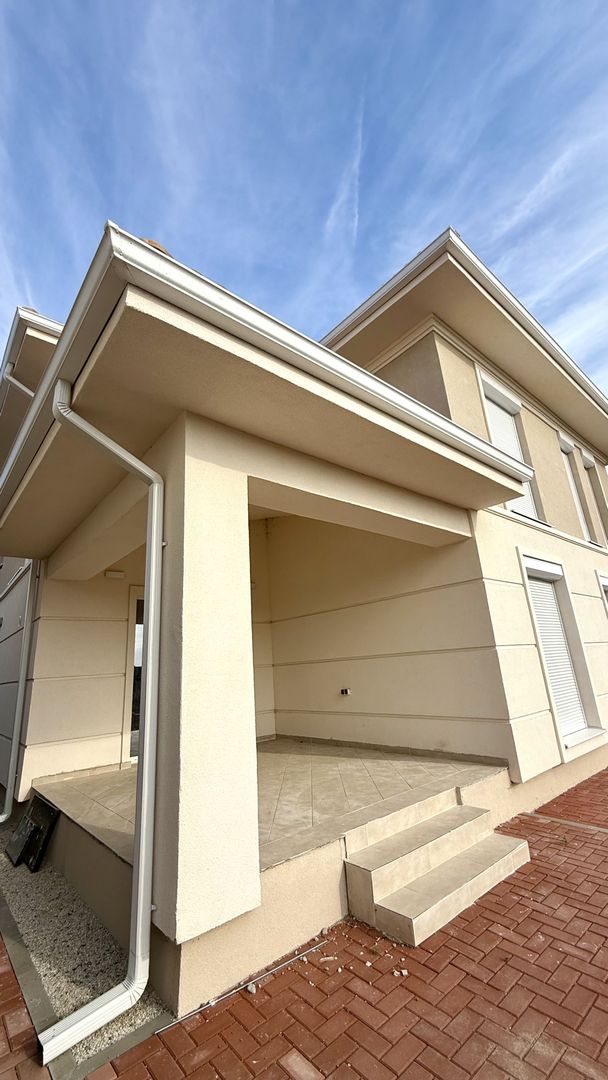 CASA TIP DUPLEX LA  PRIMA INCHIRIERE - Poză 15