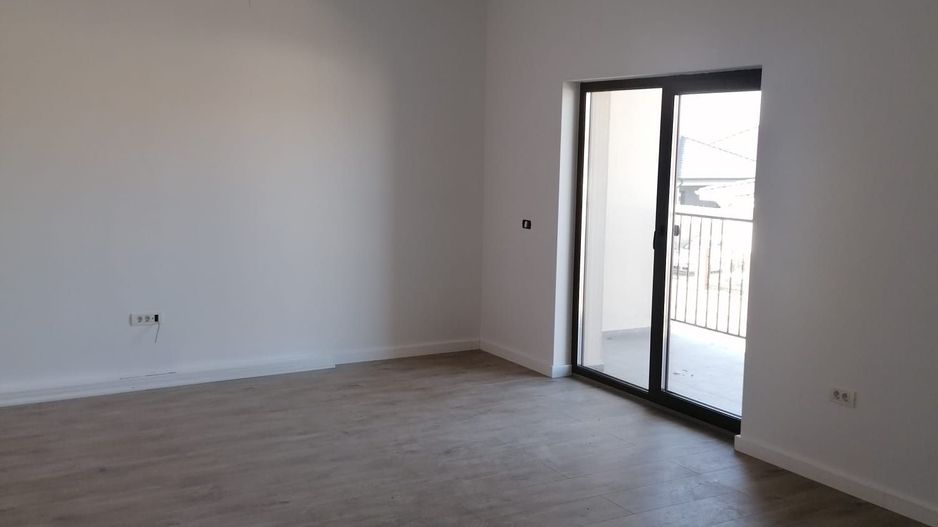 Apartament 2 camere Mosnita Noua - Poză 1