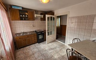 Apartament 3 camere, la casa, cu curte interioara, zona Tolstoi - Poză 9