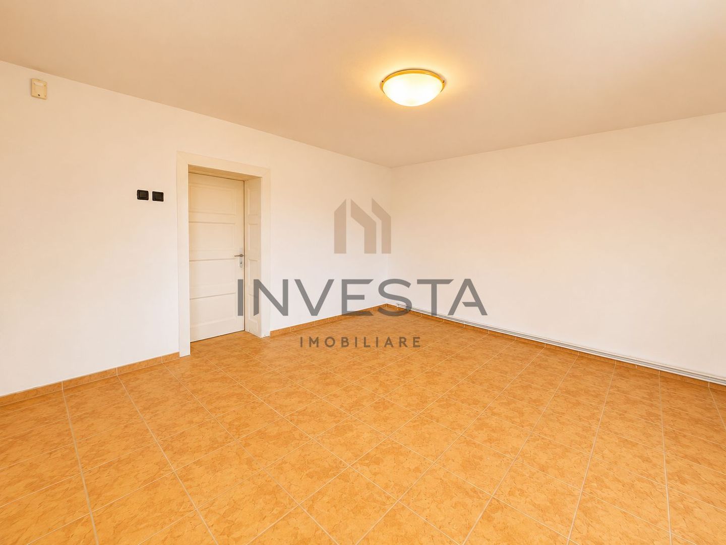 Casa individuala cu 4 camere de inchiriat in Andrei Muresanu - Poză 8