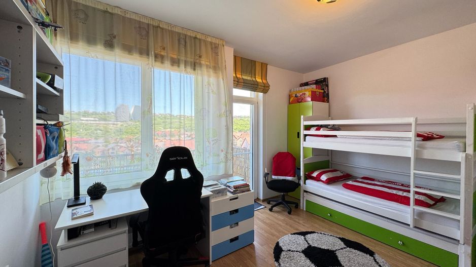 APARTAMENT 3 CAMERE - 90 MP - CEZAR PETRESCU - MOBILAT COMPLET - Poză 5