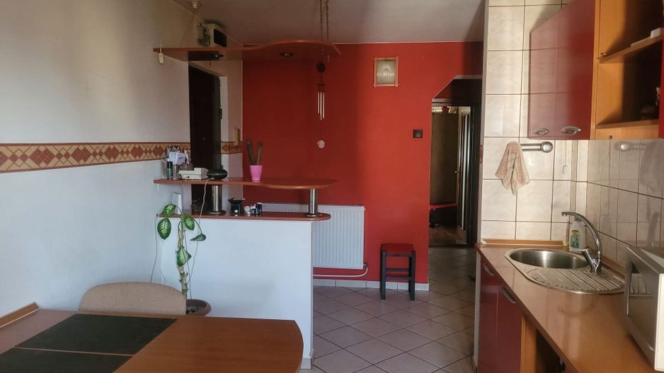 De vânzare – Apartament 3 camere | Renovat/ Focșani/VN, Zonă centrală - Poză 2