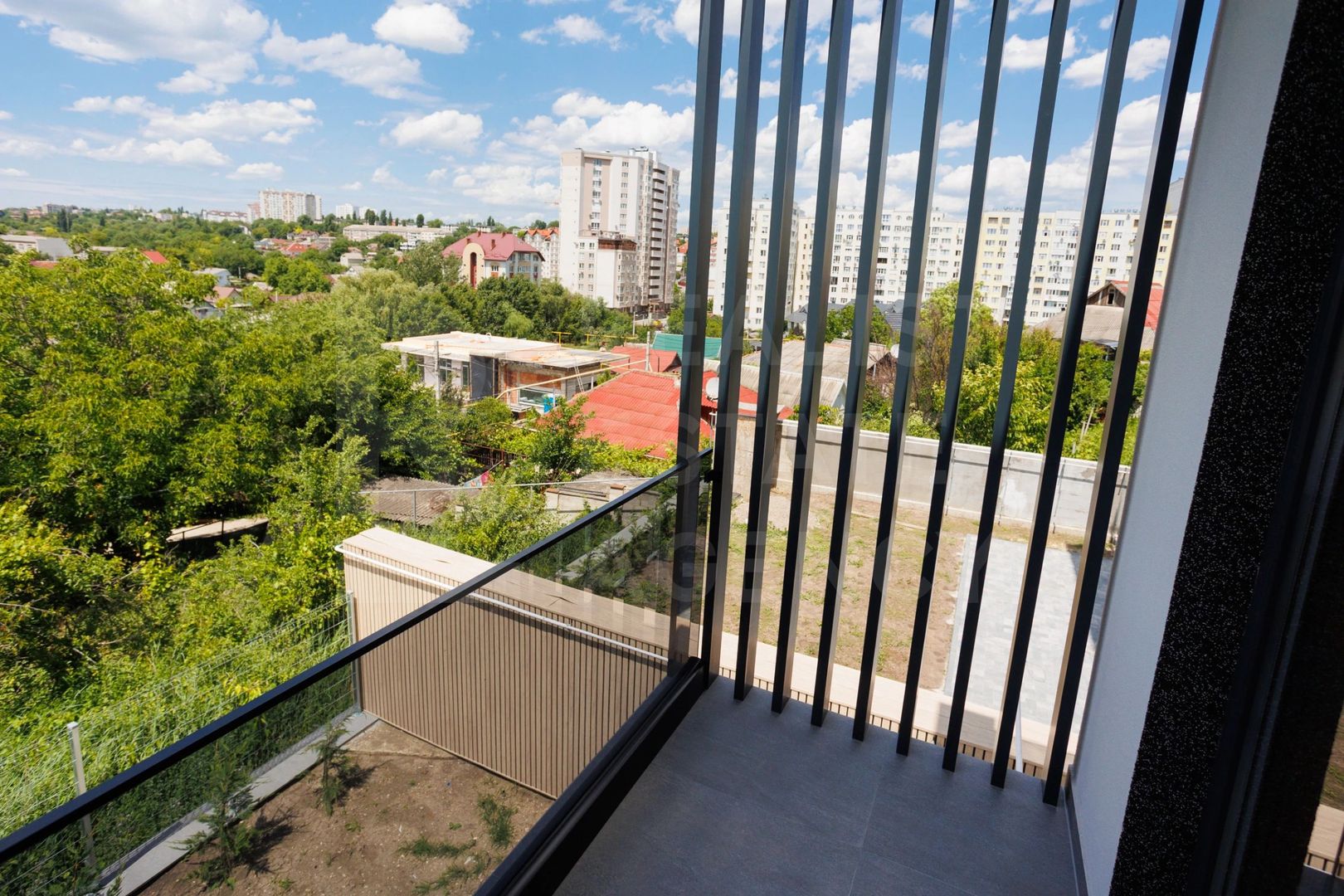 Vânzare casă, 4 camere,  str. Dragomirna, sectorul Buiucani. - Poză 8