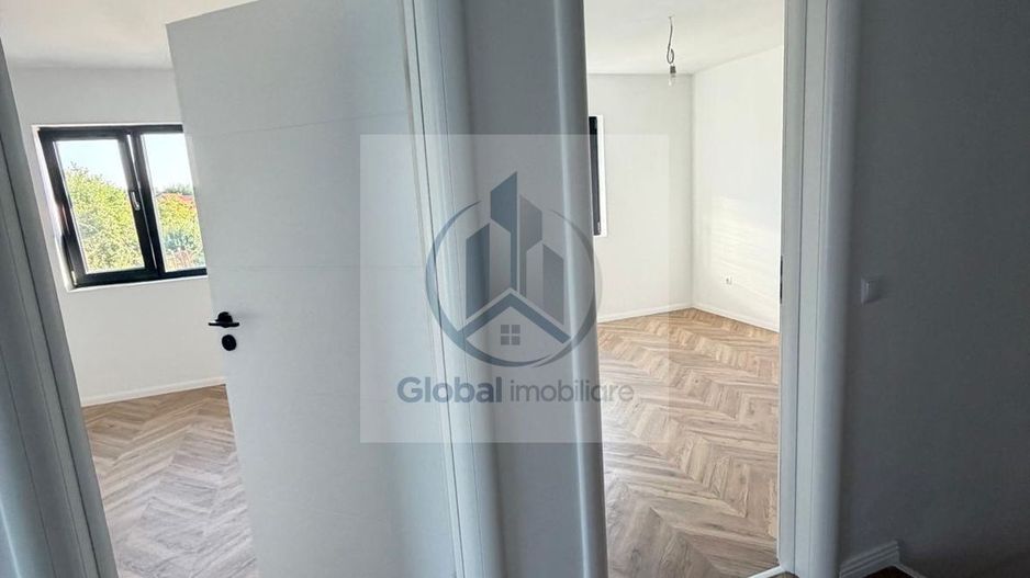 Casa de vânzare în Domnești, strada Ciutaci 5 camere - Poză 8