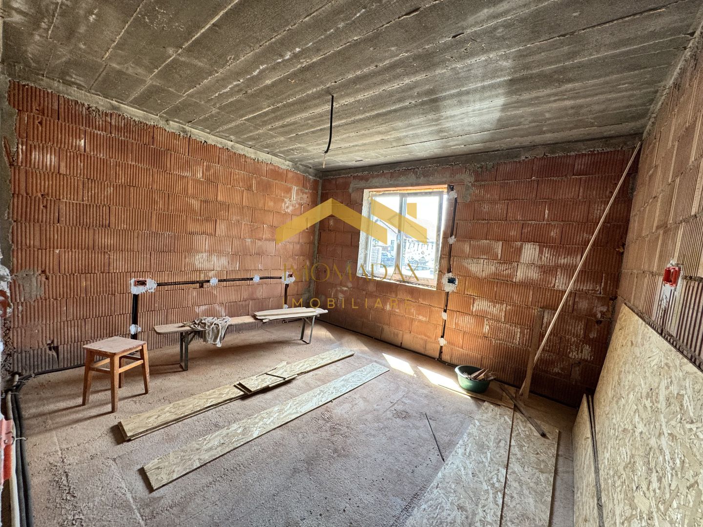 Utvin-Casa Individuală-Zona Liniștită - Poză 12