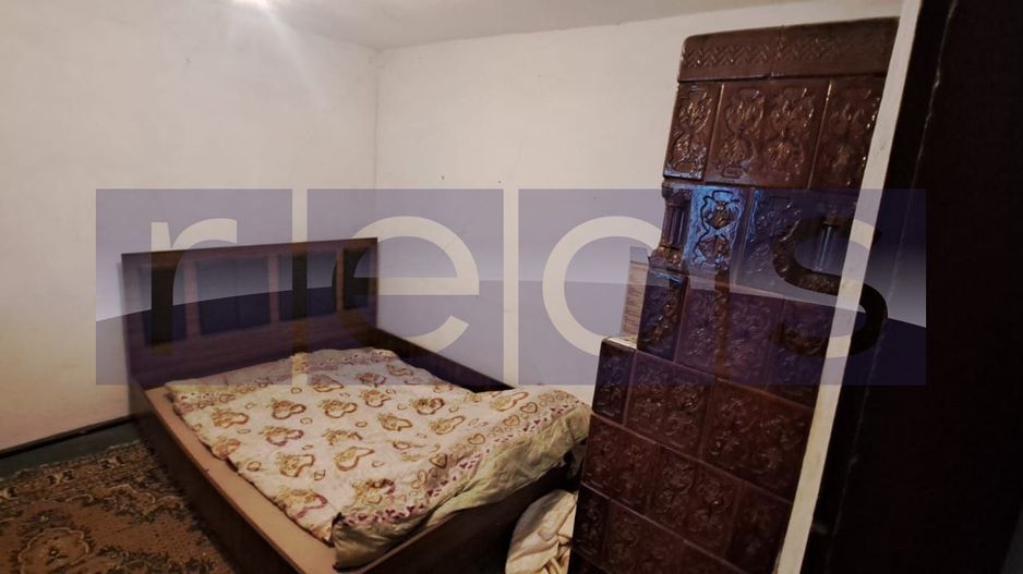 CASA | TEREN 2000 MP | CURTE GENEROASA | IDEAL PENTRU GRADINA SAU LIVADA - Poză 3