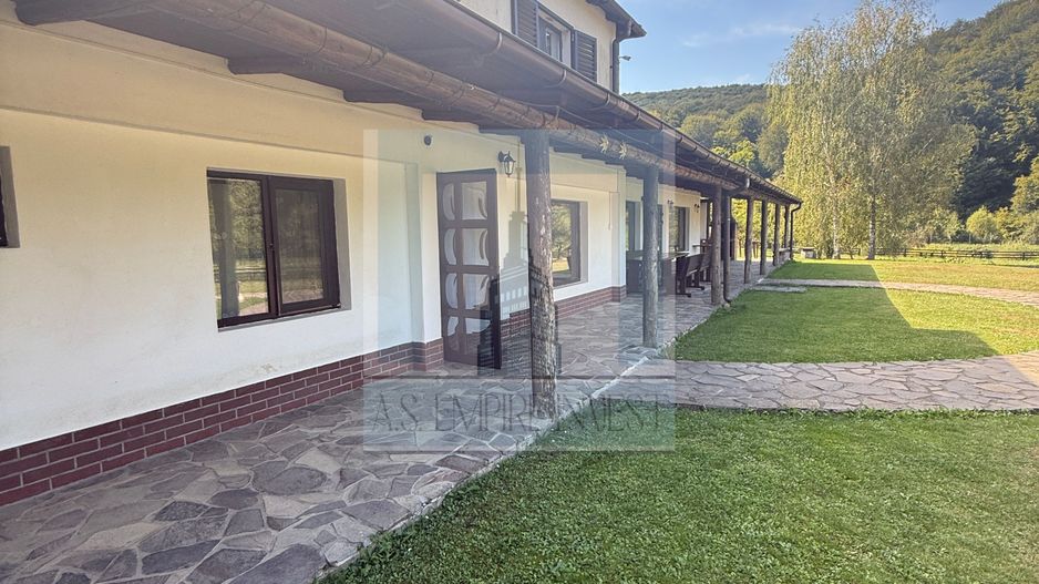 Complex Turistic activ,  2 lacuri ,teren 16800 mp -zona Valea Dobârlău - Poză 4