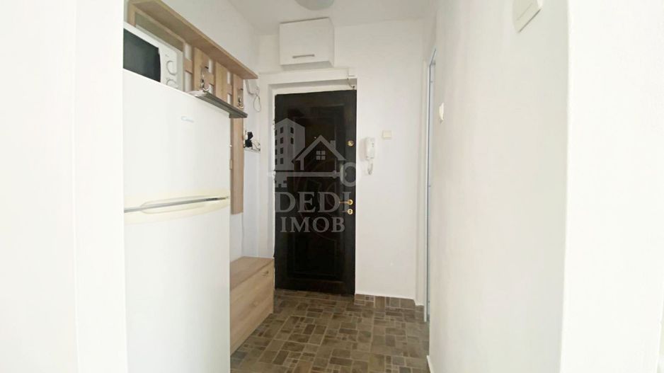 Apartament 2 camere de inchiriat in zona Rogerius, Oradea - Poză 6