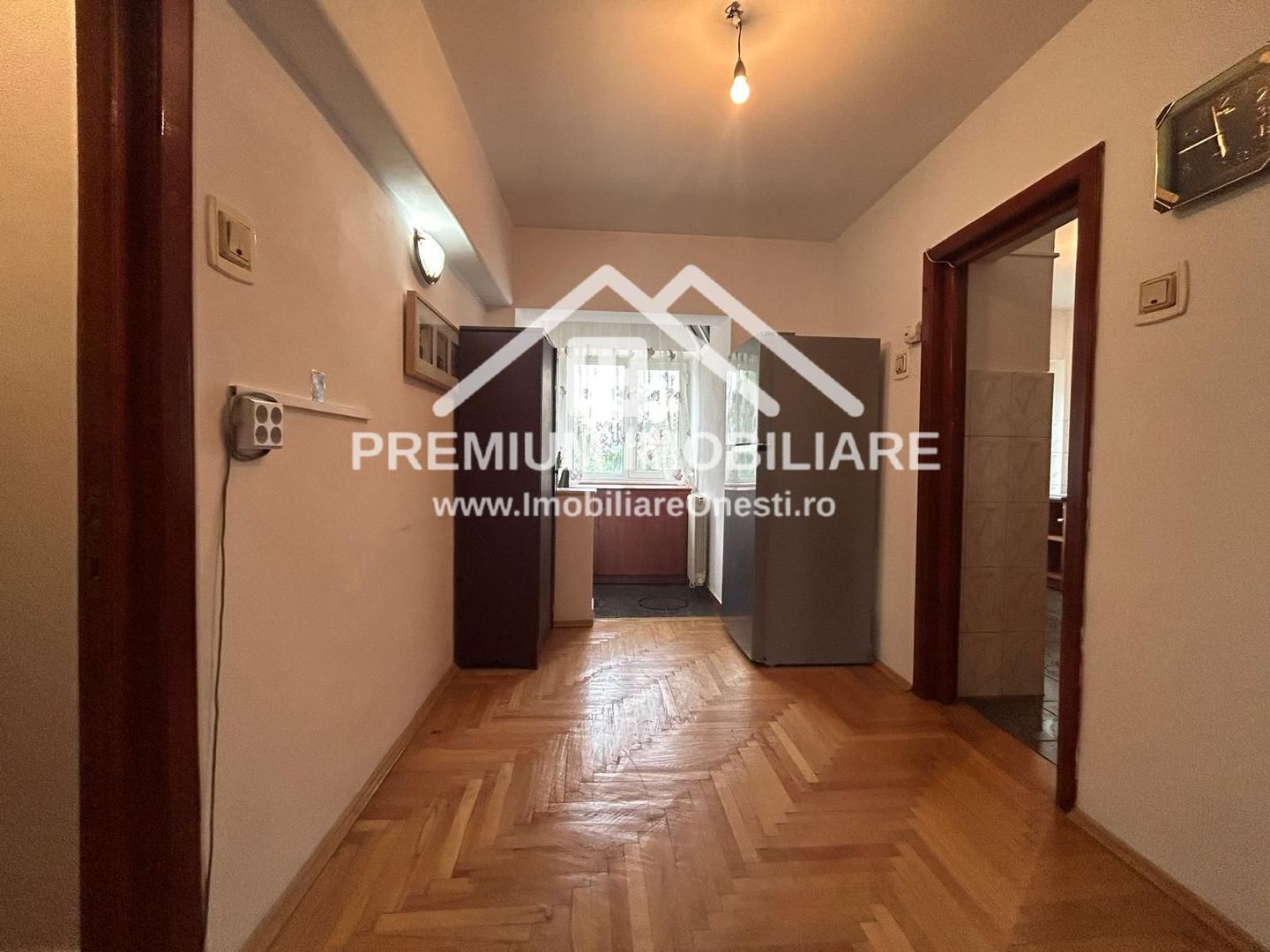 Apartament 3 camere de vânzare – Zona Mal, ideal pentru familie - Poză 11