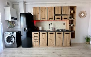 Apartament 2 camere, balcon, parcare, zona Teilor - Poză 5