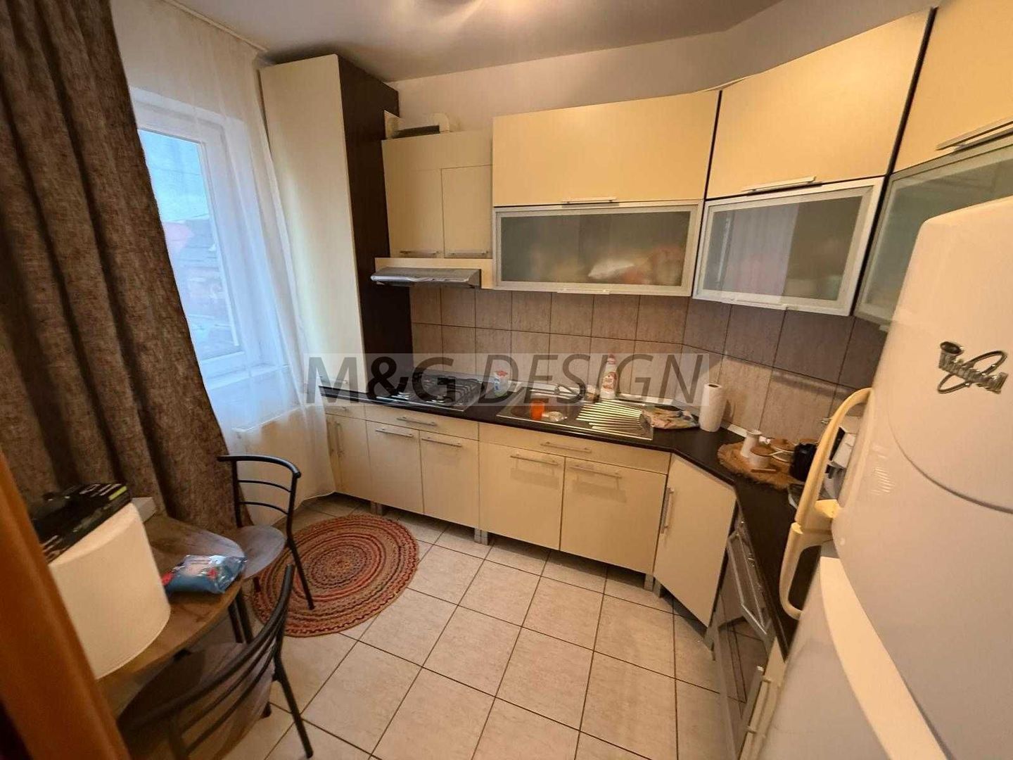 Apartament 3 camere Dumbravita etaj 1 - Poză 1