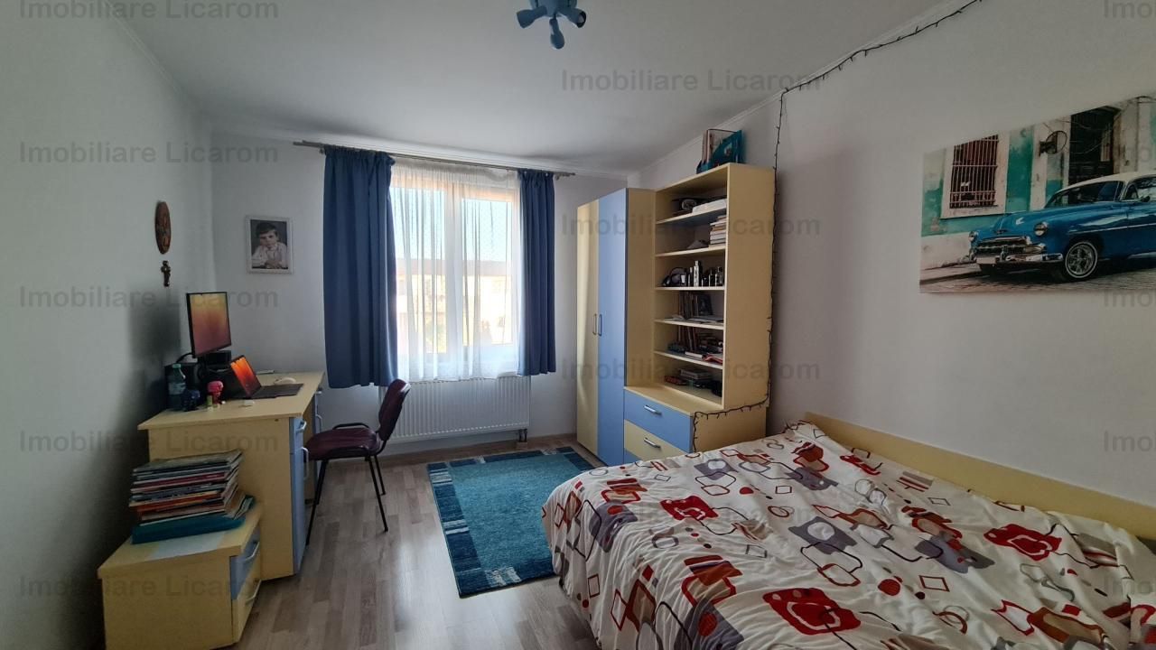 Duplex Sanpetru P+E,5 camere,teren 375 mp,260000 euro - Poză 3