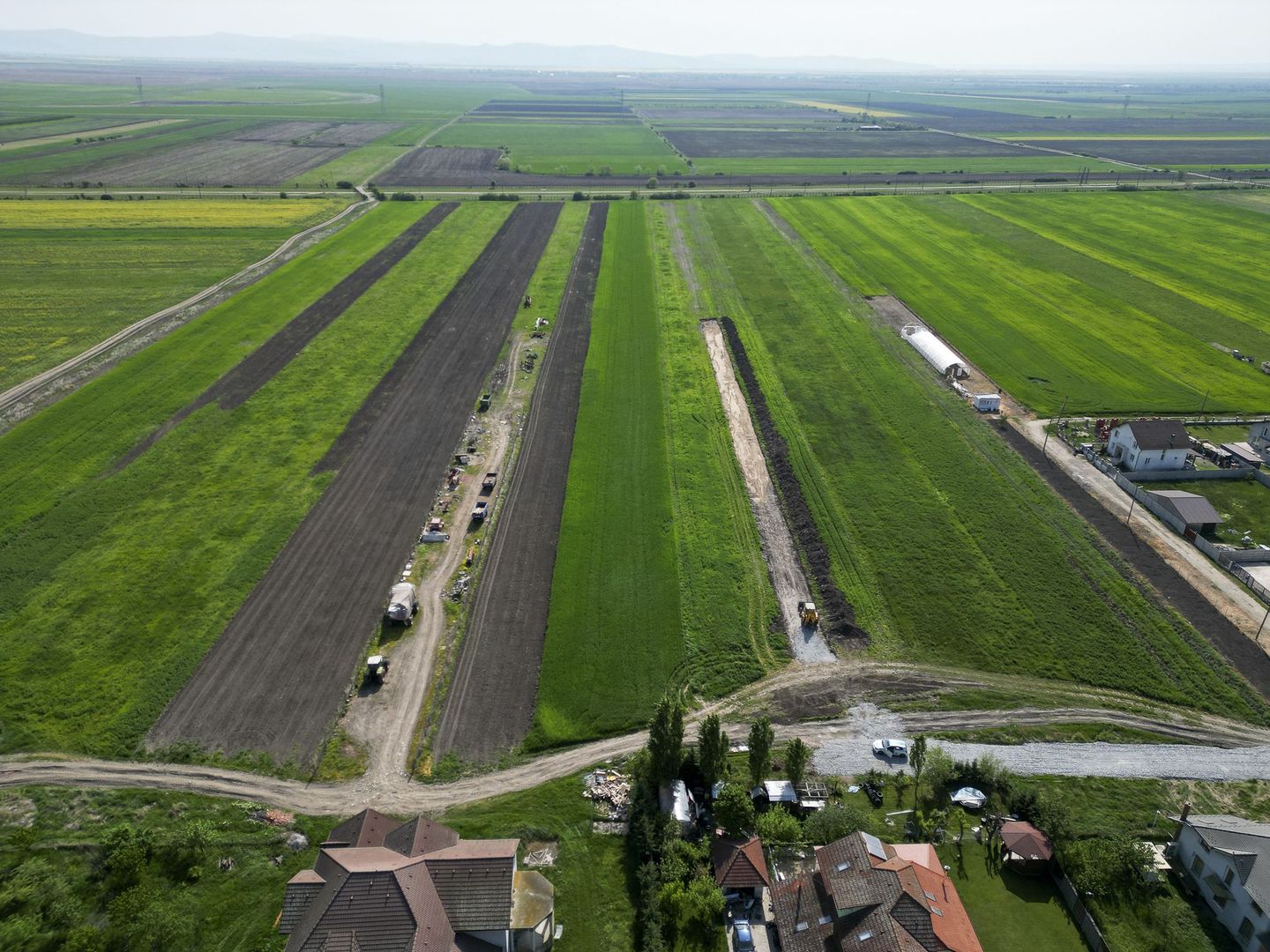 Loc de casa de 504 mp în Livada - Poză 12