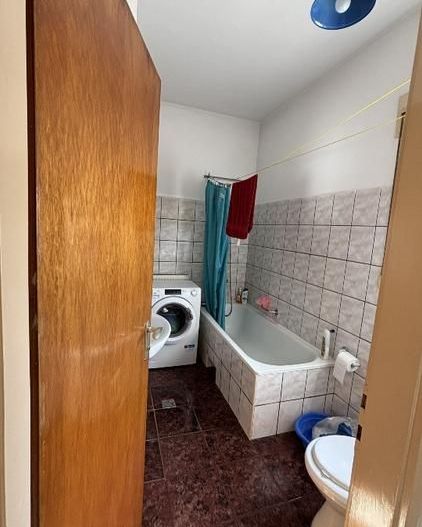 Agenția imobiliara BRASADAS vinde casa in zona CENTRALA. - Poză 11