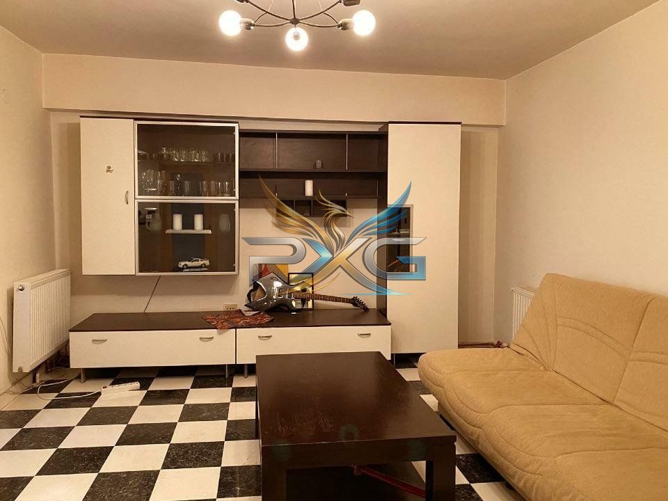 Apartament 3 camere Lizeanu - Poză 1