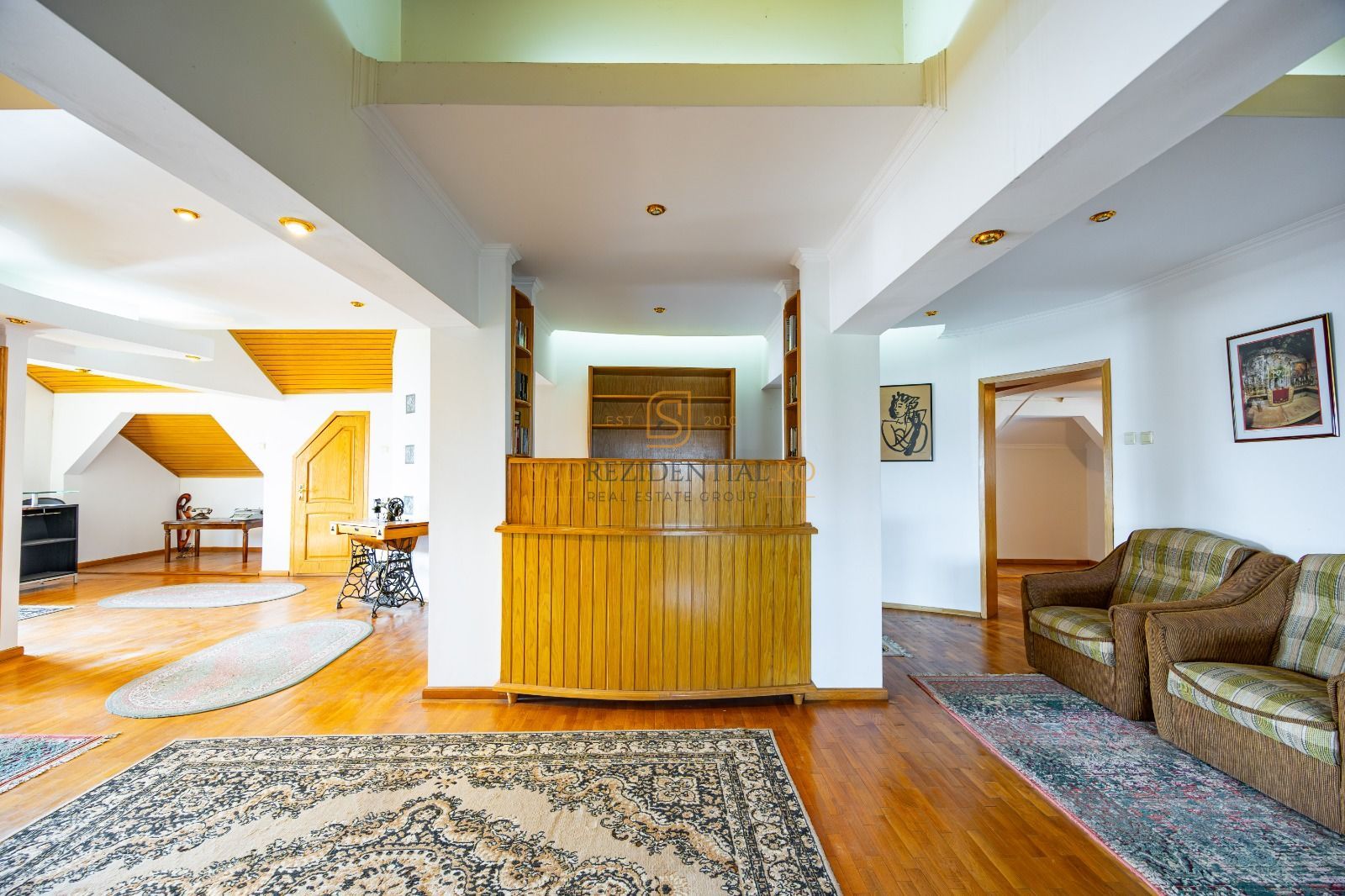 Vila impresionanta D+P+E+M | 500+ mp | teren 2652 mp | piscina - Poză 27